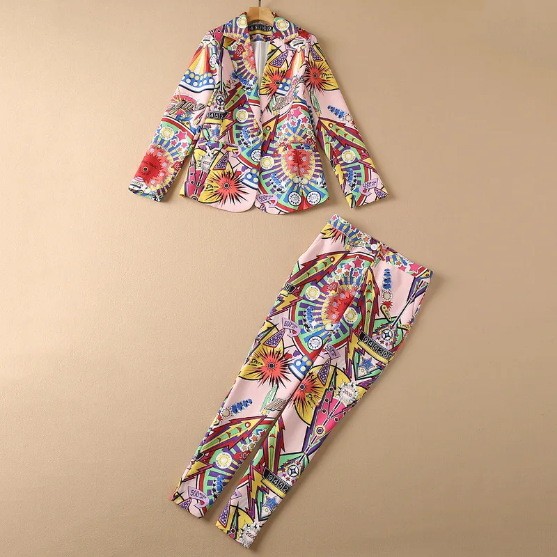 

Женская одежда в европейском и американском стиле зима 2022 новое пальто с мультяшным принтом и длинными рукавами девять минут брюк модный костюм