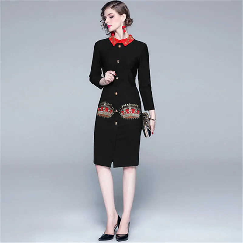 Женское платье-рубашка с отложным воротником модельное винтажное облегающее