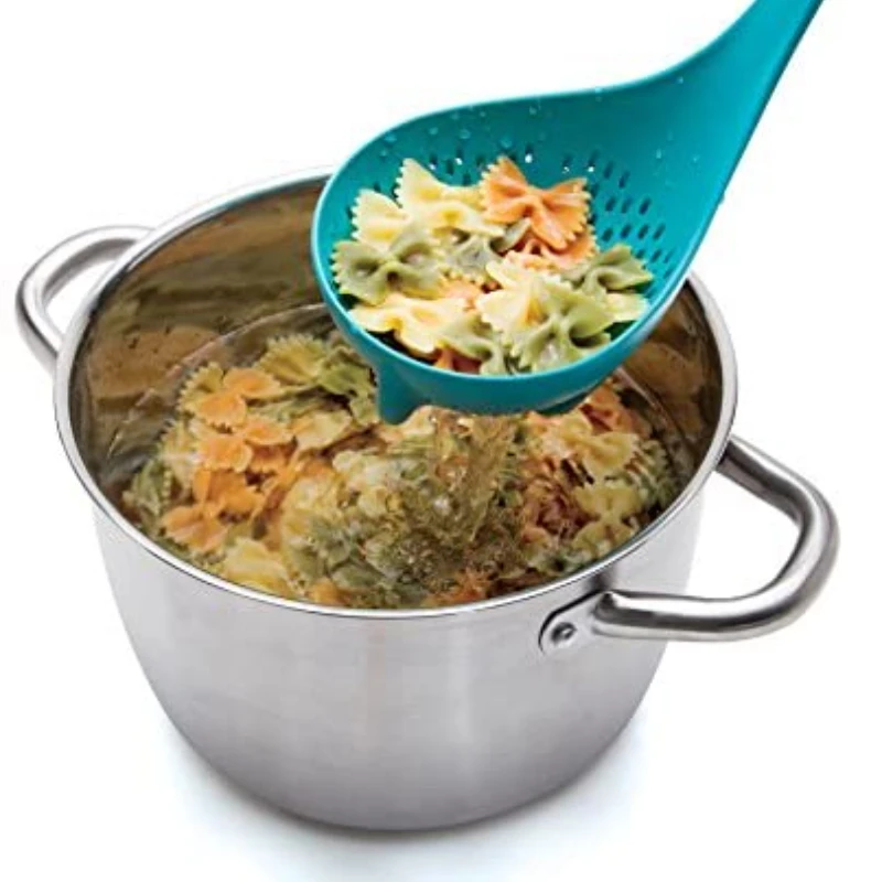 

Kitchen,Dining & Bar