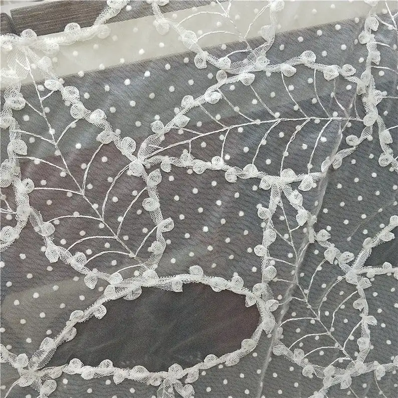 Тюлевая ткань с белыми листьями и точками Мягкая сетчатая кружевная вышивкой на
