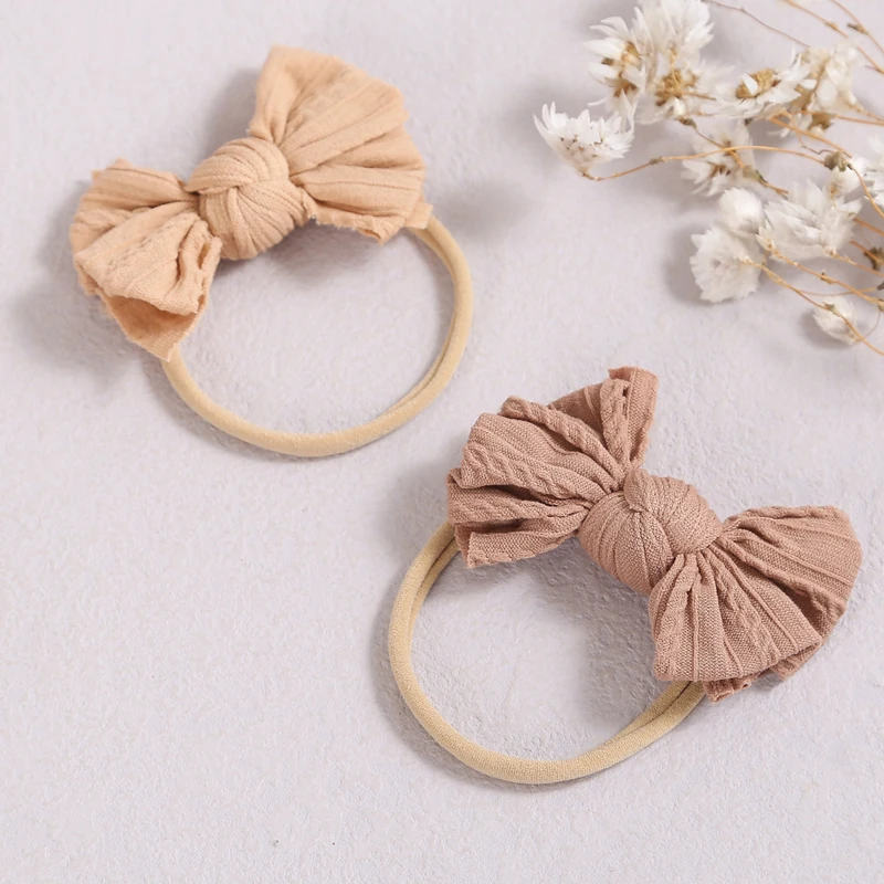 Рисунок 2 - Повязка на голову с бантом для девочек