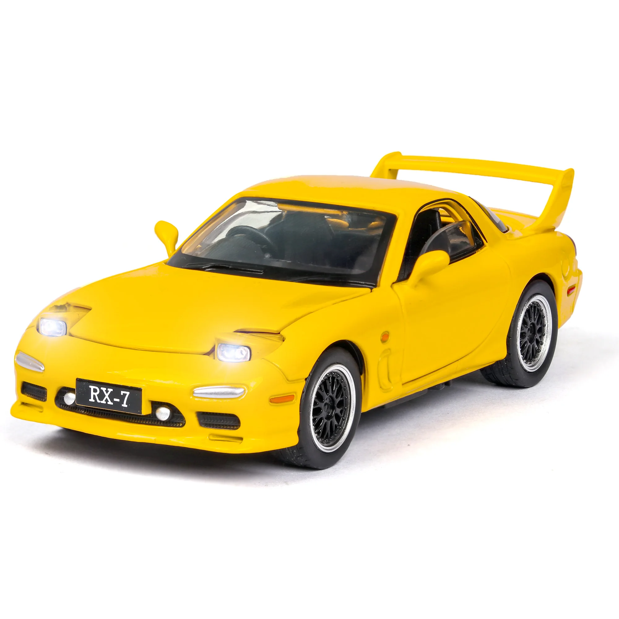 Модель автомобиля Mazdas RX-7 в масштабе 1:32 модель со светильник кой литой автомобиль
