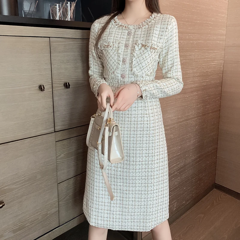 

JSXDHK High Quality Women Tweed Plaid Dress Elegant Winter Beading Button Tassel Pocket Ladies Bodycon Slim O Neck Woolen Dress