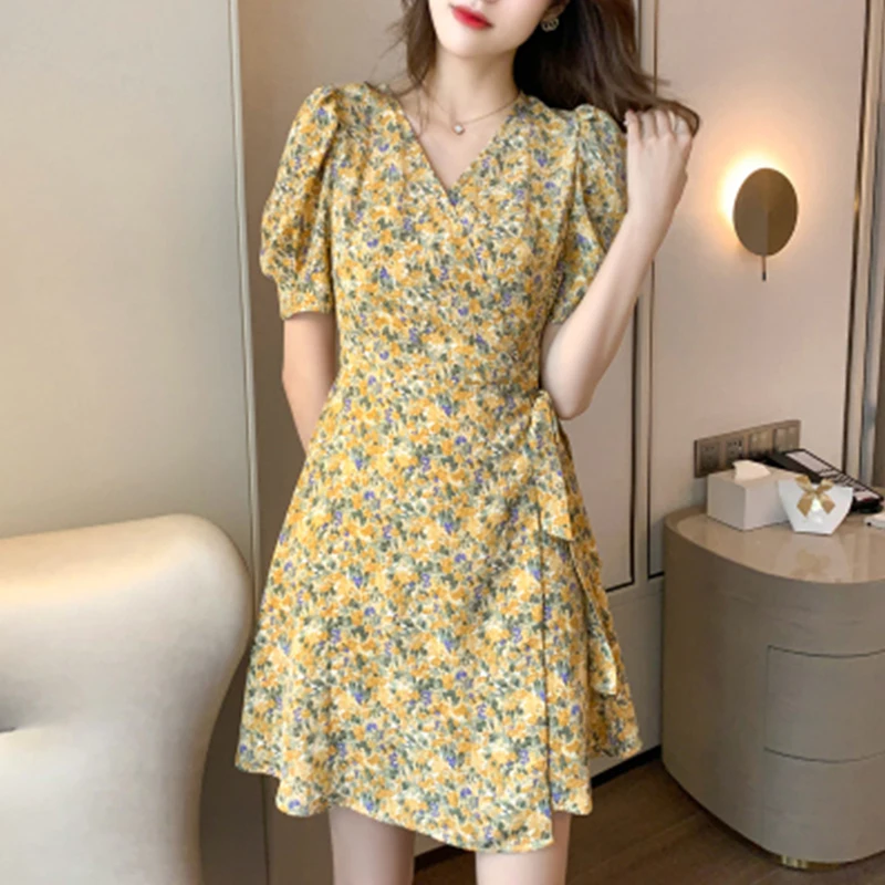 

YIZZHOY 2021 Summer Women Sweet Print Floral V-neck Slim Dress Lady Casual High Waist Lace-up A-line Mini Dress