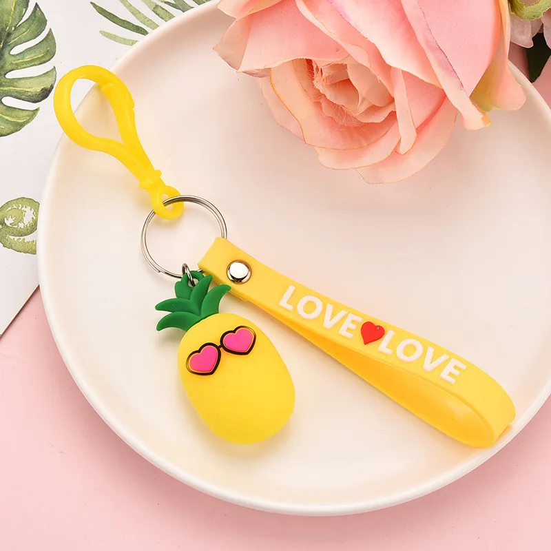 Pineapple Забавное Моделирование фруктов застенчивая клубника улыбка-образный брелок 3D мягкая Смола ананас брелки ювелирные изделия мода Sleutelhanger - Цвет: Pineapple