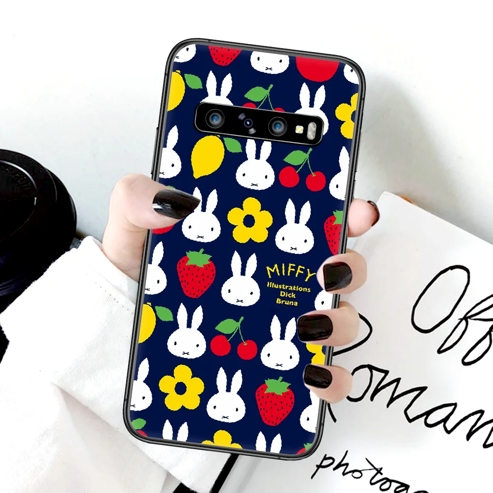 

Art Miffies Cute Bunny Phone Case For Samsung Galaxy Note S 8 9 10 20 Plus E Lite Uitra black Hoesjes Trend Prime Painting