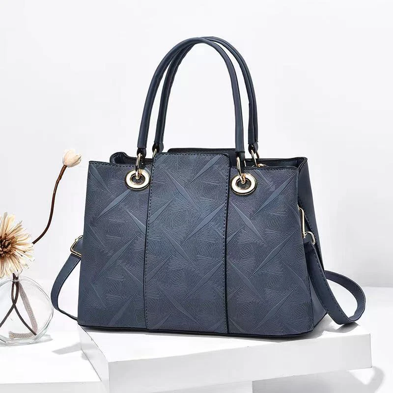 

Новинка 2021, модные тисненые сумки, Европейская и американская вместительная простая повседневная сумка-мессенджер на одно плечо