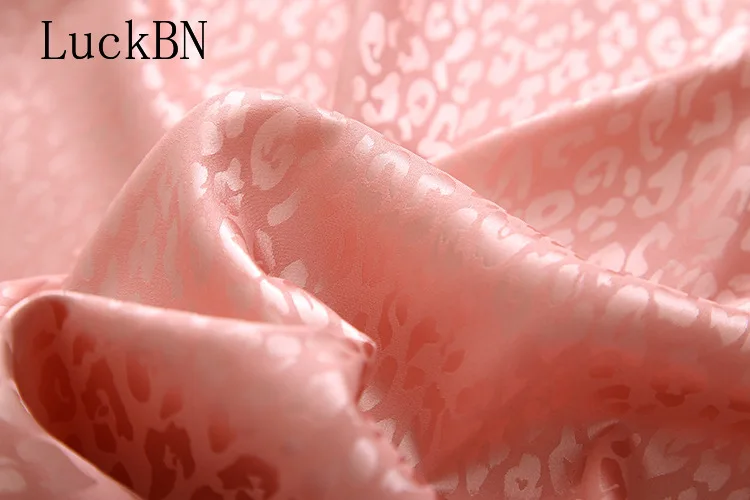 

Retro Blouses Female Spring Long-sleeved Shirt Female Korean Version Loose Casual White Top Leopard Print Elegant Bluesas 2021