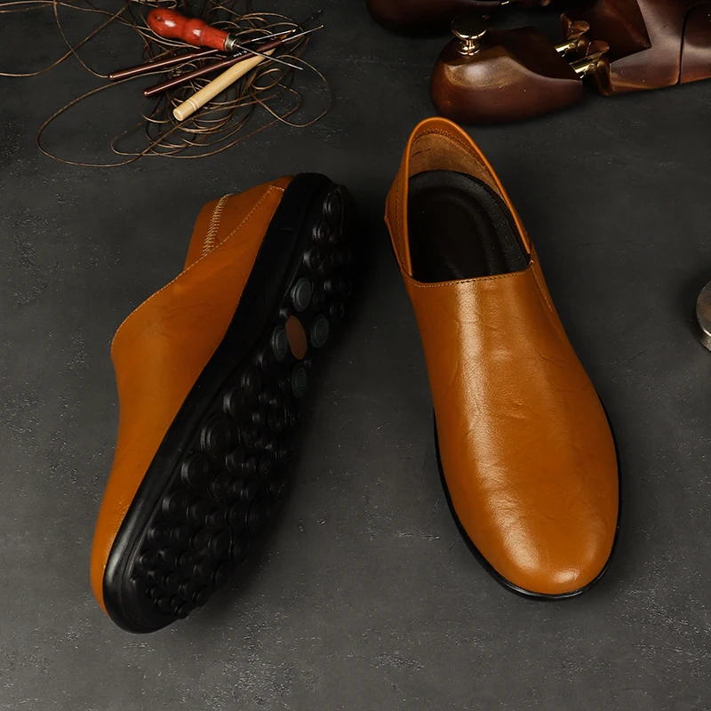 Новые мужские повседневные туфли из натуральной кожи летние лоферы Мокасины