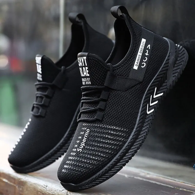 Весенние мужские кроссовки красного и черного цвета модные для бега спортивные