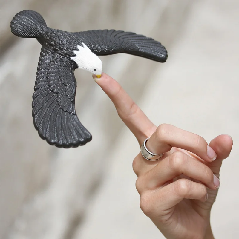 

Eagle creative balance decompression science silly small office desktop toys children birthday gift ornaments