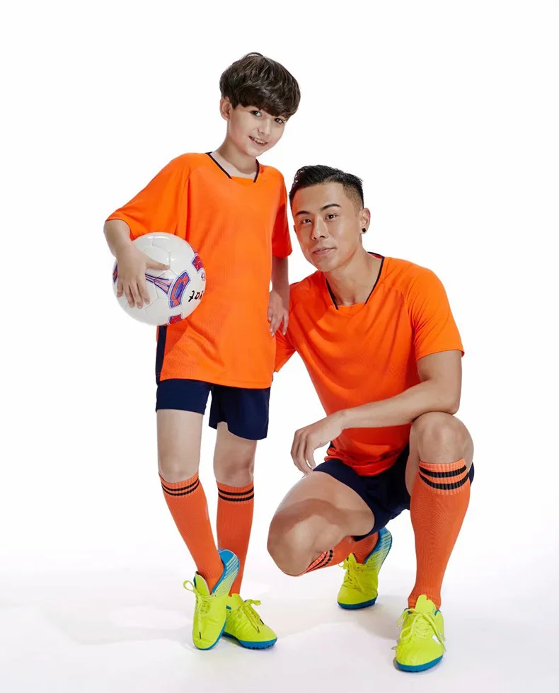 Men Kids Football Jerseys Soccer Uniform Boy Fitness Shirt Gym Shorts Children Running Jogging Suit Training Workout Clothes Set
