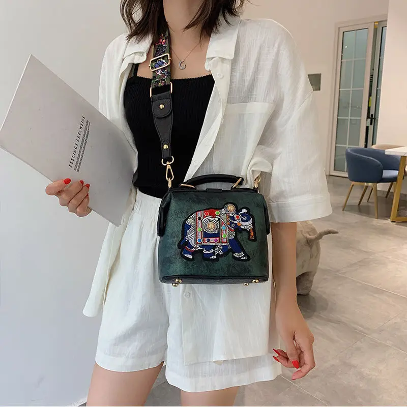 

2021 summer new cute auspicious elephant embroidered bag women's portable shoulder bag women's Bag Messenger Bag women's bag