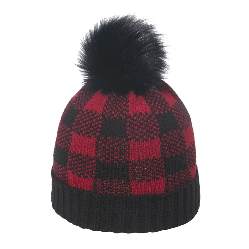 Шерстяная шапка унисекс теплая вязаная в рождественскую клетку со съемным