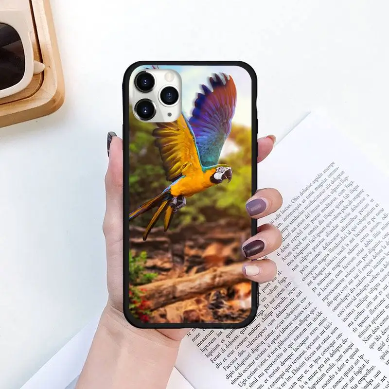 

Macaw Flying animals cute Phone Case for iPhone 11 12 mini pro XS MAX 8 7 6 6S Plus X 5S SE 2020 XR Luxury brand shell funda