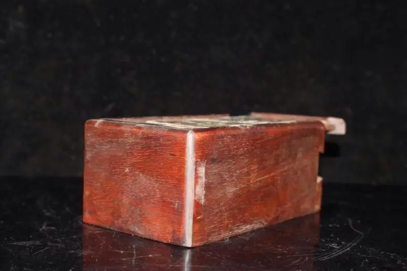 

Chinese Wood hand-inlaid shell Jewelry Box f189