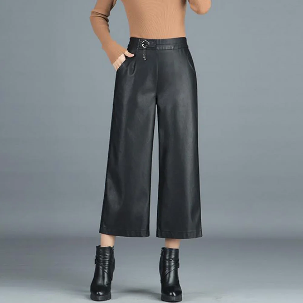 Женская черная юбка из искусственной кожи с широкими штанинами на осень и зиму