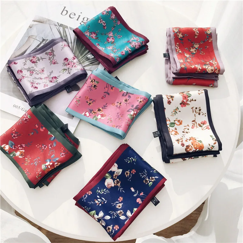 Новинка 2020 Женский двухсторонний Шелковый Ретро шарф с принтом литературы и