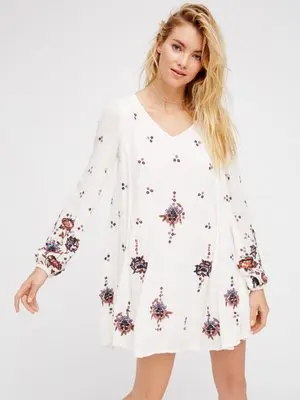 

Top Back V-neck Open embroidery Bohemian Dress high quality