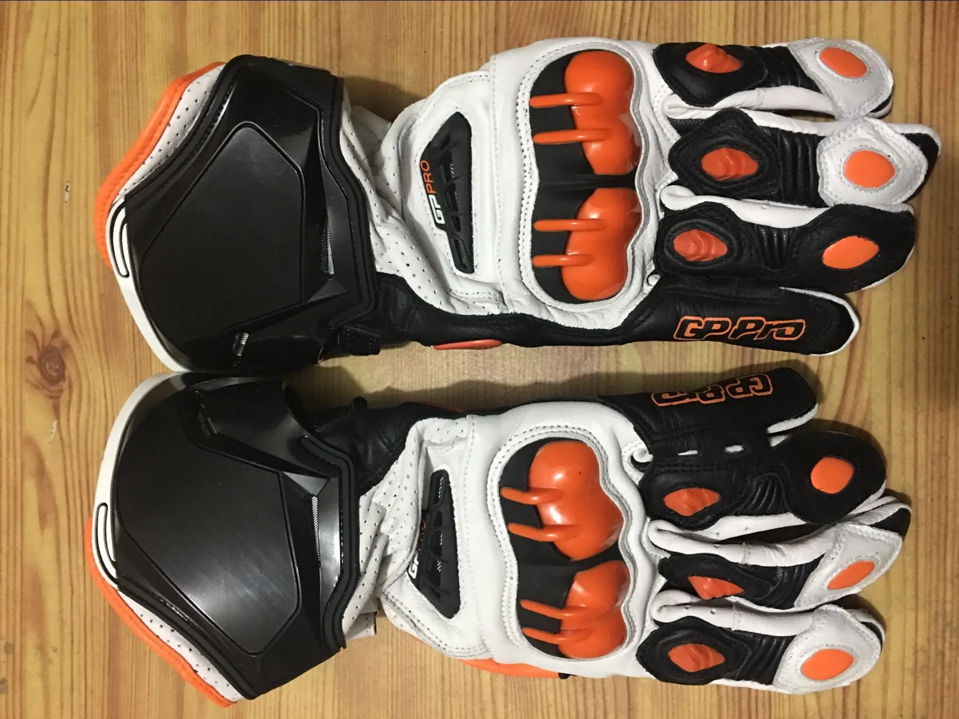 Бесплатная доставка 2017 профессиональные мотоциклетные длинные перчатки из