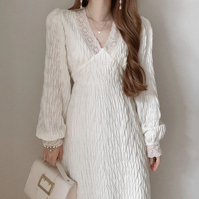 

Woman Dress 2021 New Korean Fashion and Elegance Pure Color Lace Crochet Hollow V-neck Waist Puff Sleeve Pleated Long Dresses