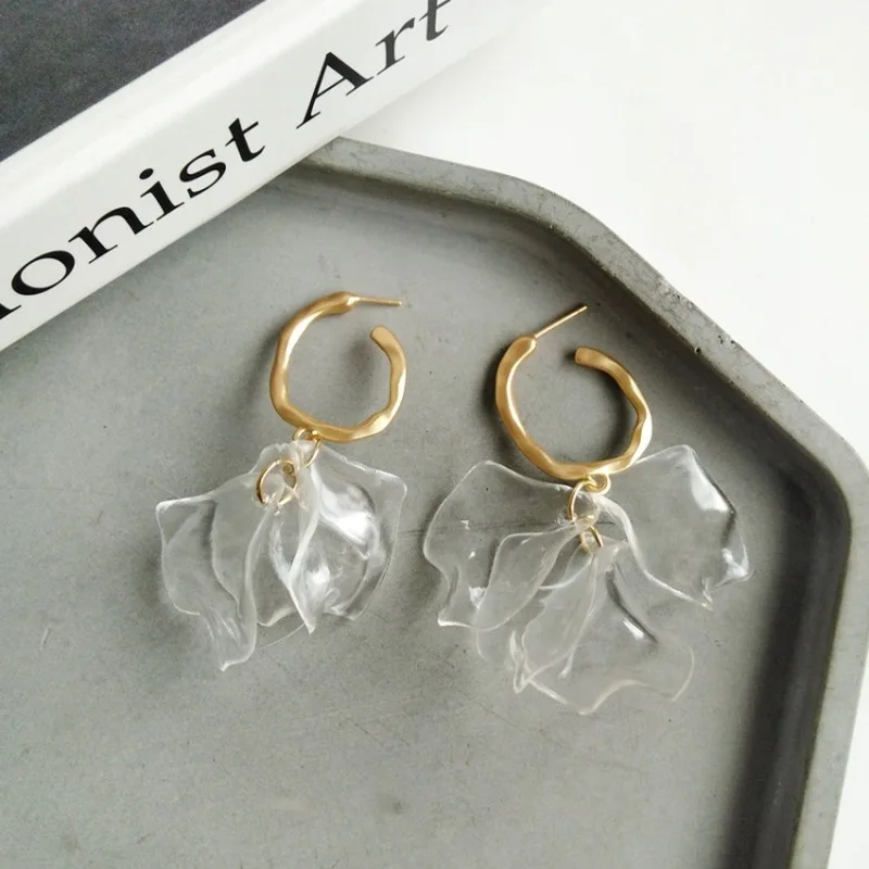 Женские серьги подвески в виде лепестков|Серьги-подвески| |