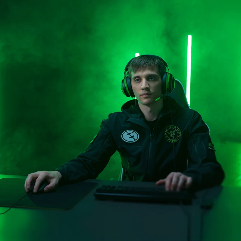 Беспроводная игровая мышь Razer Basilisk X с гиперскоростным датчиком 16000DPI | Компьютеры