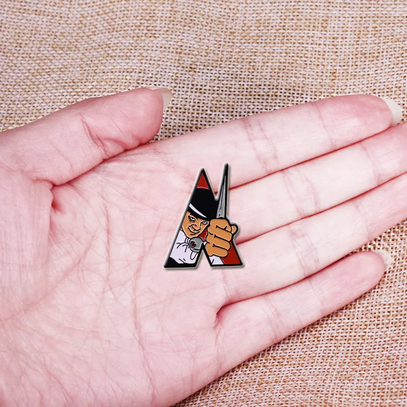 Заводной оранжевый Алекс с ножом бейдж Kubrick пленка Логотип Эмаль Булавка Sourpuss