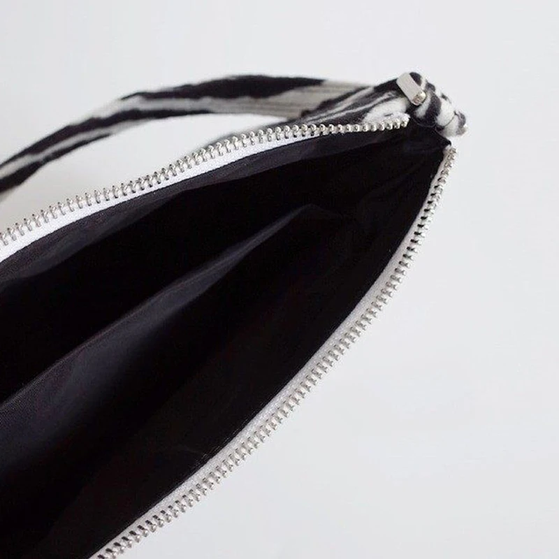 

Strip Zebra Bags Vintage Striped Shoulder Bag Female Underarm Bag Velvet Tote Bags