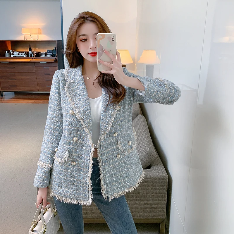 

2021 Chic Women European American Autumn Winter Tassels Tweed Jacket Coats Small Fragrance Pearl Buttons Lady Plaid Outwear