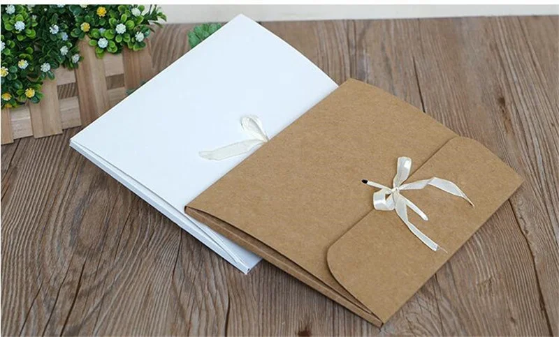 30 units / batch of kraft paper photo envelopes, packaging boxes, gift envelopes, silk scarves, white paper tapes, postcards and