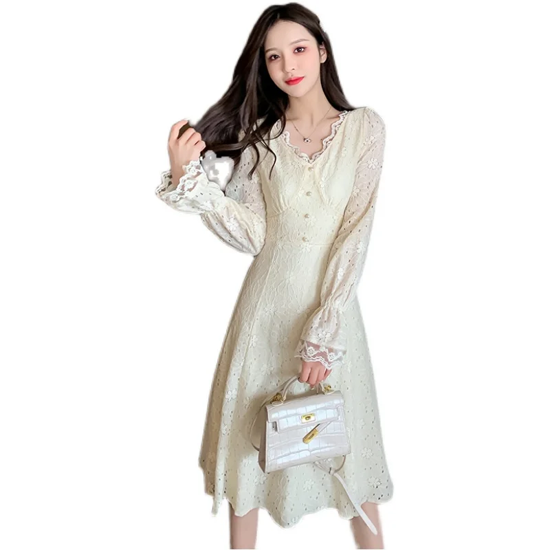 

COIGARSAM French Style Lace Women dress New Spring Vintage High Waist Dresses Apricot 7122
