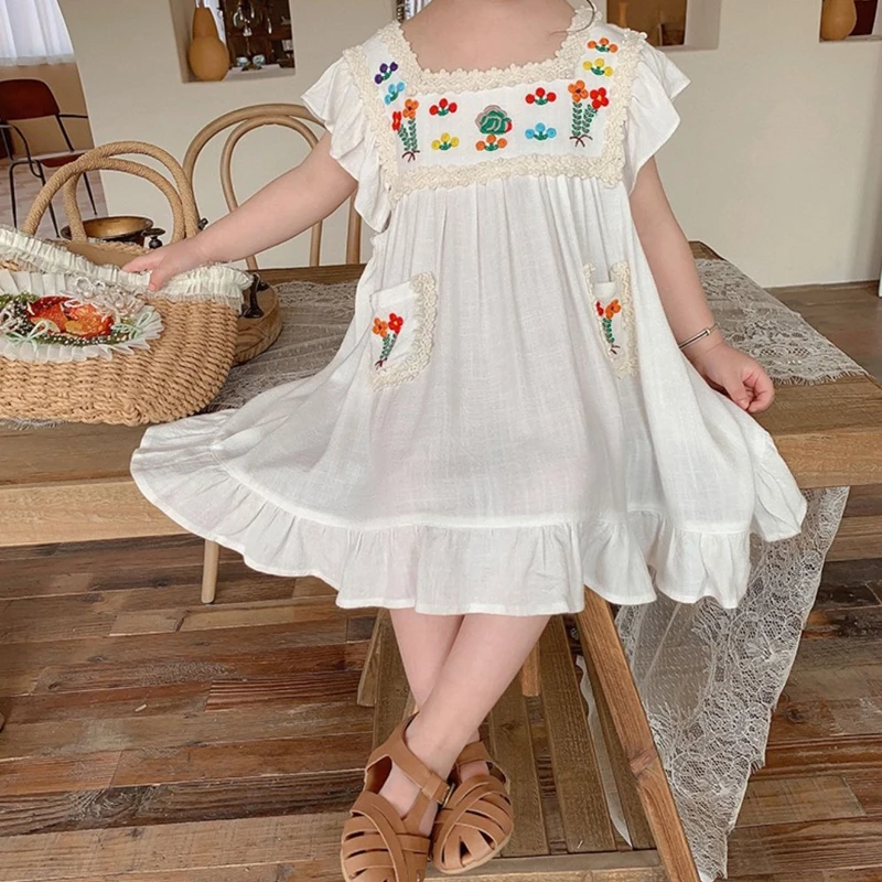 

Children Clothing 2022 Summer New Girls Flower Embroidered Flying Sleeve Tank Top Dress For Kids Sweet Princess Dress 3-8 Years
