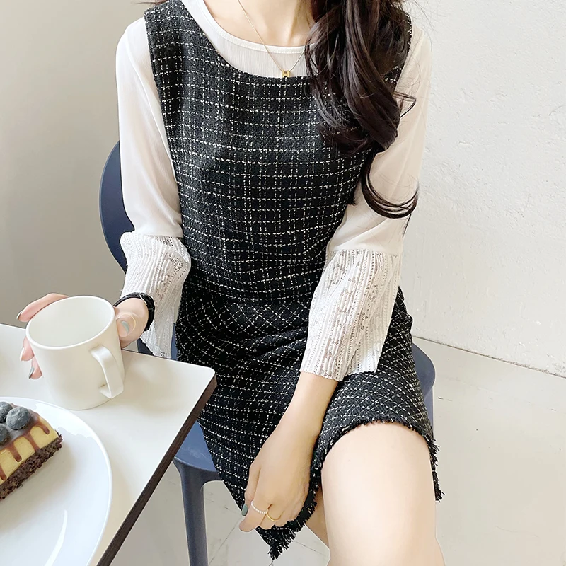 

COIGARSAM Brief blouse women Summer Spring Cute Three Quarter Sleeve Solid blusas womens tops and blouses White 8468