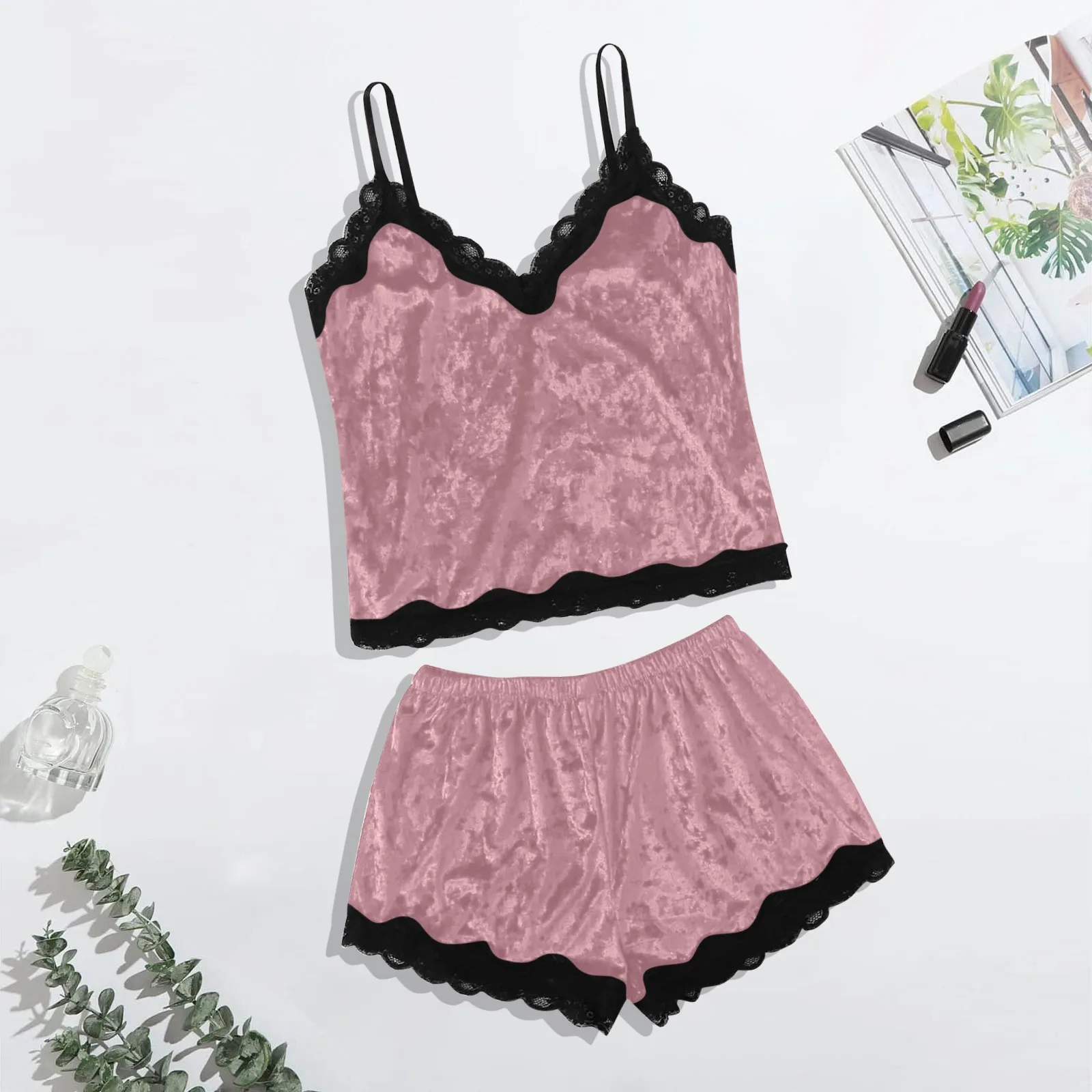 

Velvet Summer Pajamas Suit For Women Lace Trim V-Neck Camisole Shorts Set Homewear Fashion Sexy Sleeveless Sleepwear Women