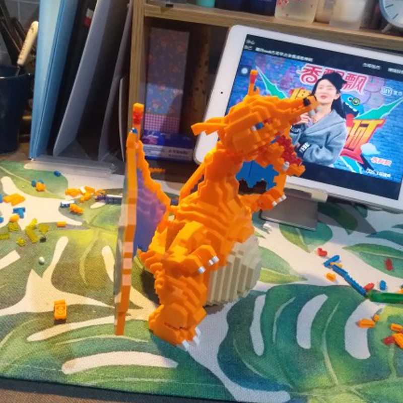 Чакра 6608 Charizard Dragon 3D модель 2080 шт. маленькие мини алмазные блоки кирпичи игрушки