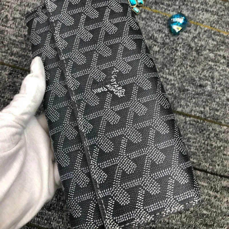 

2021 new fashion new dog wallet tooth bag wallet card bag large capacity same style long bi-fold wallet