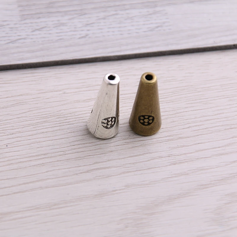 

Сладкий Колокольчик 20 шт. 9*9*20 мм двухцветные бусины в стиле ретро Очаровательные Полые Подвески из флока ювелирные аксессуары DIY шармы для с...