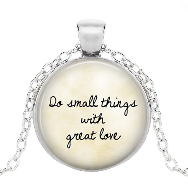 Сделайте маленькие вещи с великолепной любовью Библия кабошон стеклянное