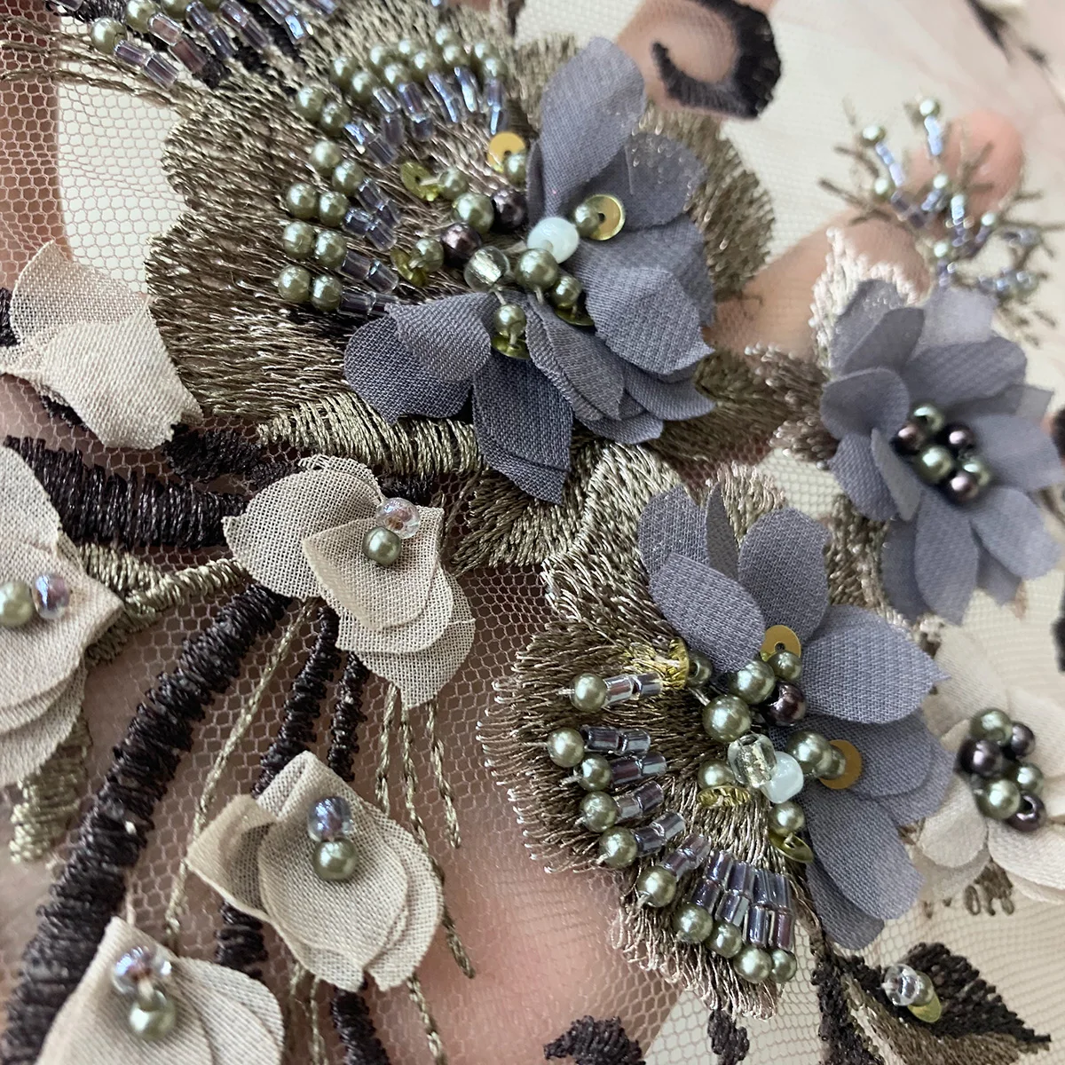 

Nice French Pink Handwork Beautiful Heavy Embroidery Sequin Wedding Gowns Border Lace Luxury African Beaded Bridal Tulle Fabrics