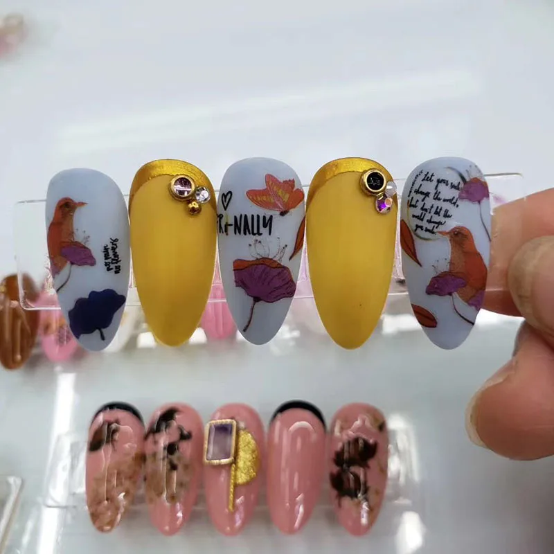 Новое поступление модные наклейки для ногтевого дизайна Красочные смешанные