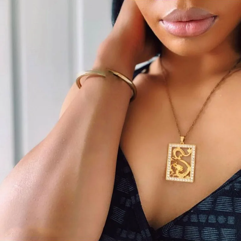 

Vintage Dragon Pendant Necklace for Women Men Stainless Steel Choker Cubic Zirconia Necklaces Mascot Ornaments Jewelry Gift