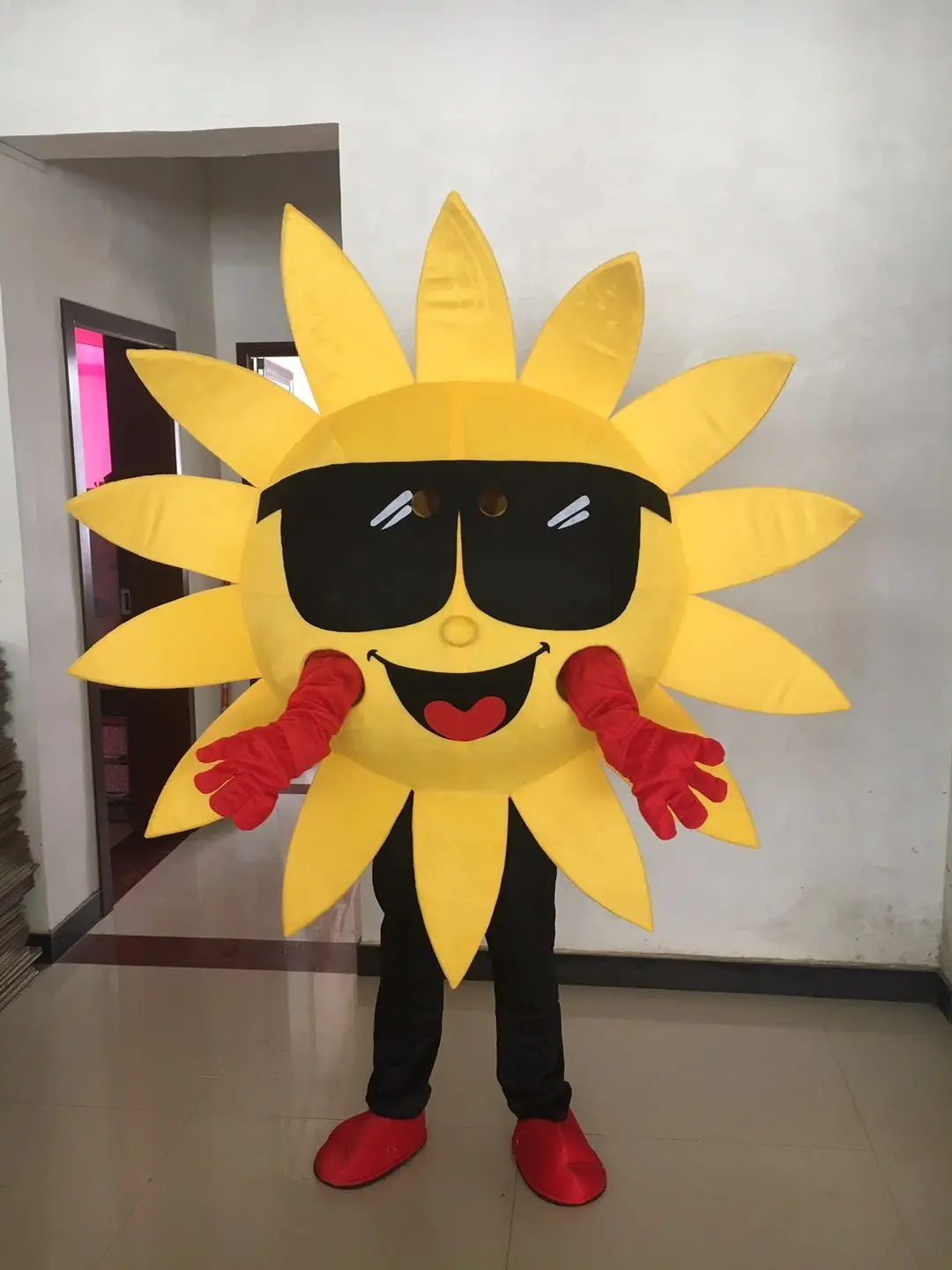 

Sunflower Sun Flower Mascot Costume Adult Cartoon Character for performance or halloween christmas party dress outfit