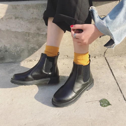 2019 г. Новые осенне-зимние ботинки Челси на плоской подошве женские модные martin