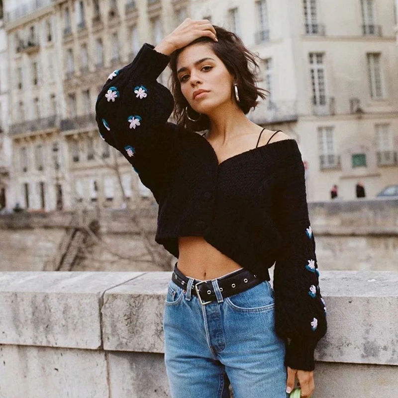 

Jastie Sexy V-neck knitted Women Cardigan Casual Buttons Lantern Sleeve Sweater Cardigan Elegant Autumn Ladies Sweaters Tops