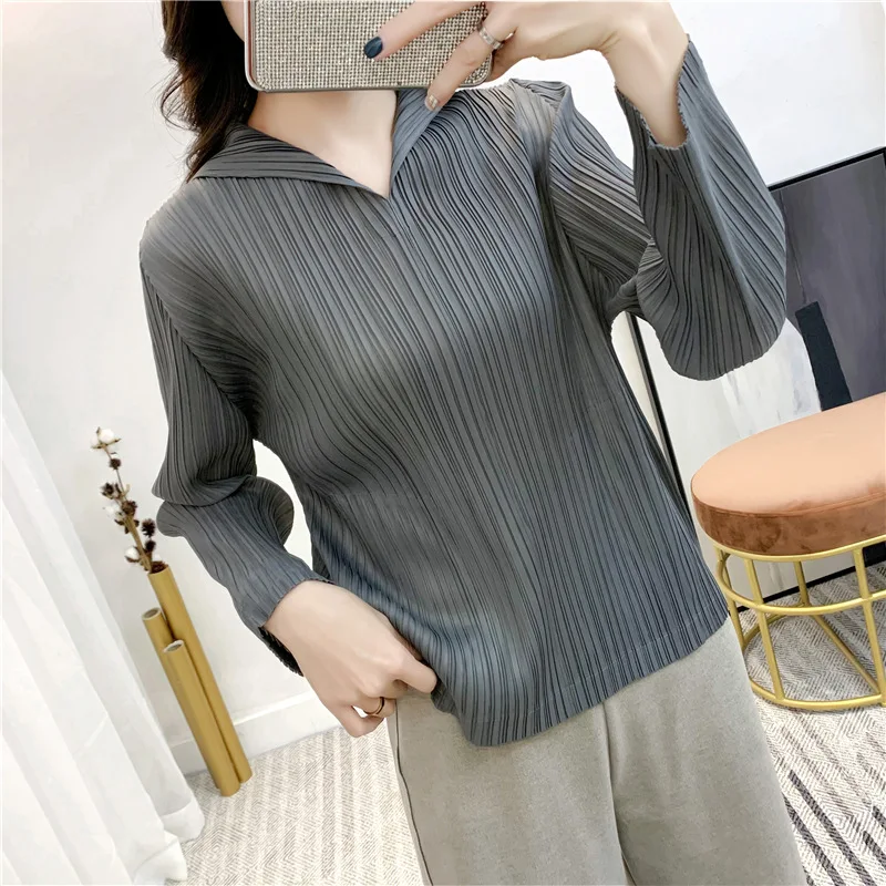 

Women Spring 2020 New Pleated T-shirt Long Sleeves Hooded Tops