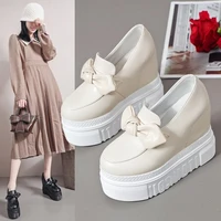 2021 spring new womens shoes korean version of joker platform shoes british style patent leather shoes