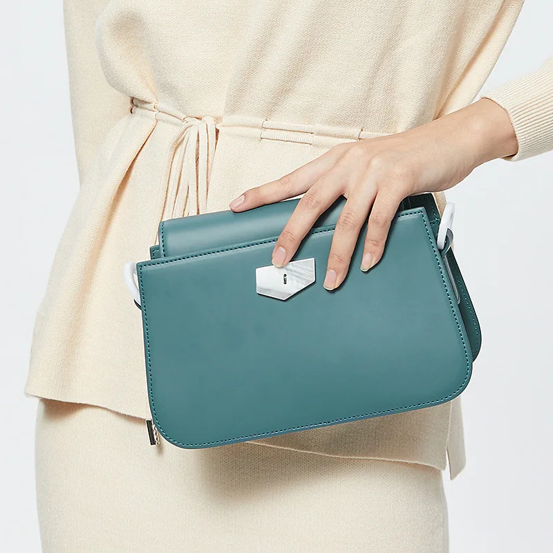 

2021 New Fashion Leather Simple and Versatile High Quality Wide Shoulder Strap One Shoulder Messenger Small Square Bag Sac Luxe