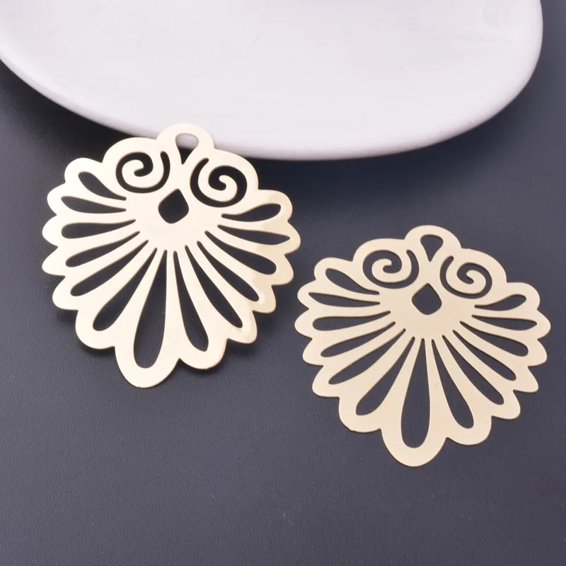 6 шт. 45 мм светло-золотой цвет лазерная резка выдолбленные веерообразные подвески