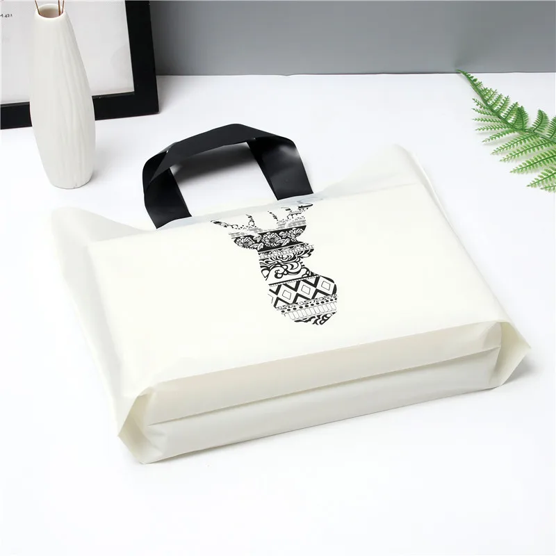 

500 шт./лот толстый пластиковый подарочный пакет с логотипом на заказ сумка для покупок с ручками Сумка для одежды вечерние ринки свадьбы Baby ...